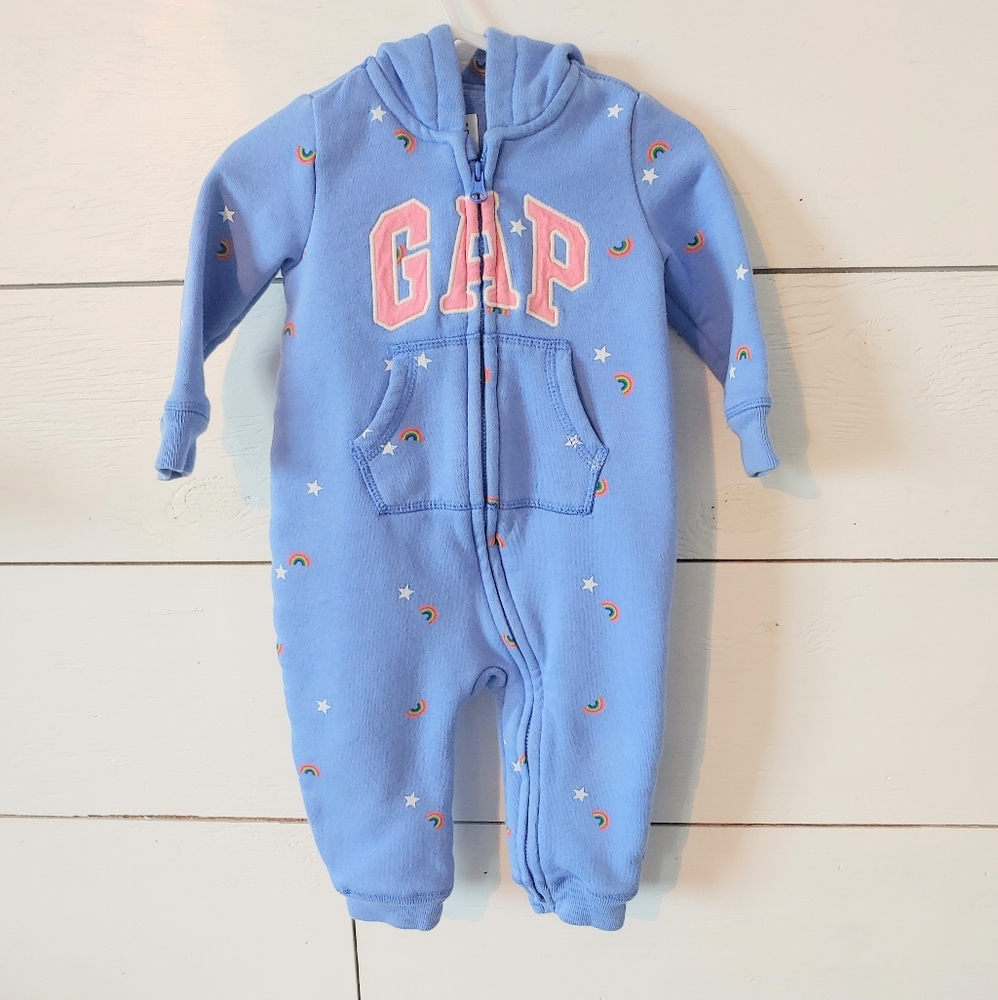 Baby Gap 6-12 month zip-up suit